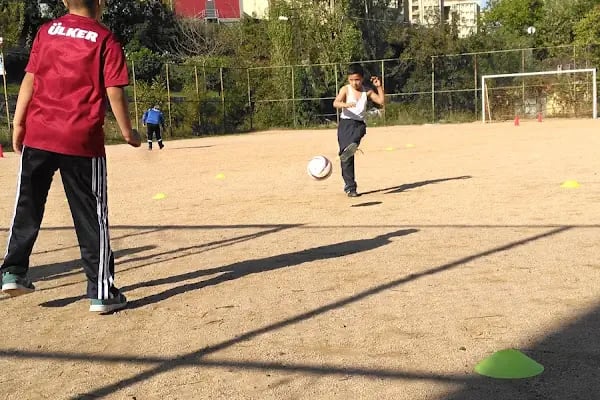 Atatürk Mahallesi Spor Tesisleri - Resim 8