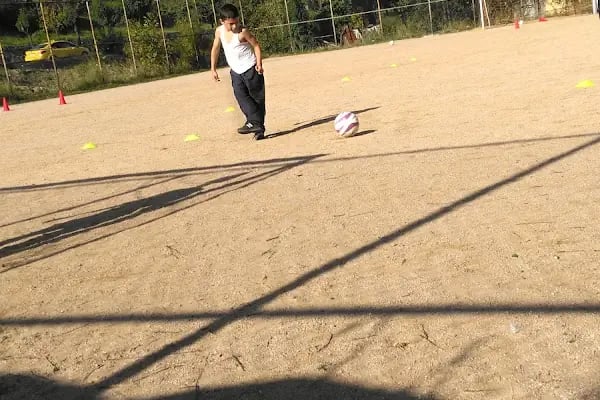 Atatürk Mahallesi Spor Tesisleri - Resim 1