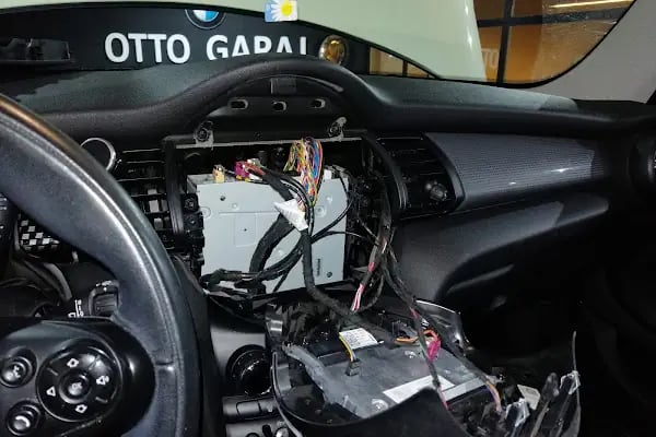 Otto Garaj BMW Özel Servis - Resim 10