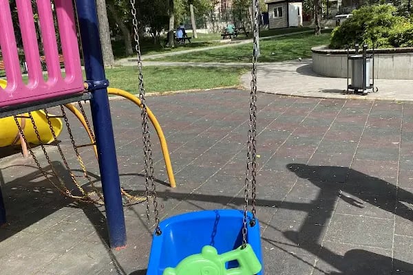 Ulucanlar Çocuk Parkı - Resim 14