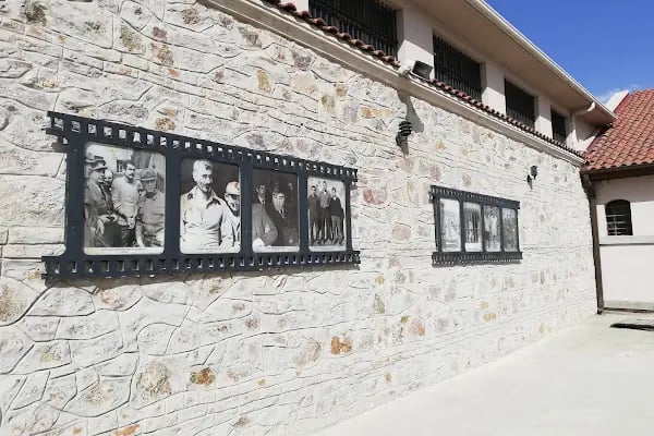 Ulucanlar Çocuk Parkı - Resim 4