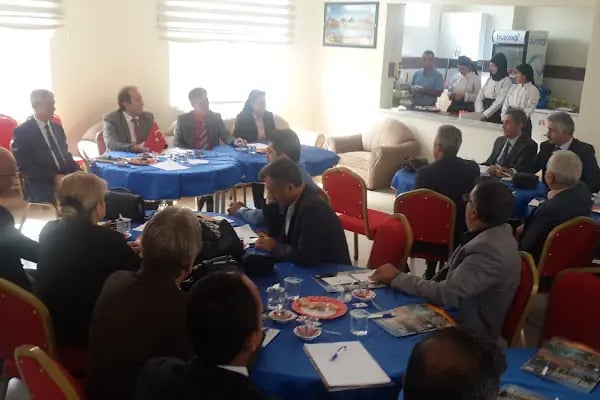 İznik Öğretmen Evi Ve Akşam Sanat Okulu - Resim 3