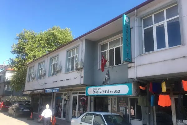 İznik Öğretmen Evi Ve Akşam Sanat Okulu - Resim 6