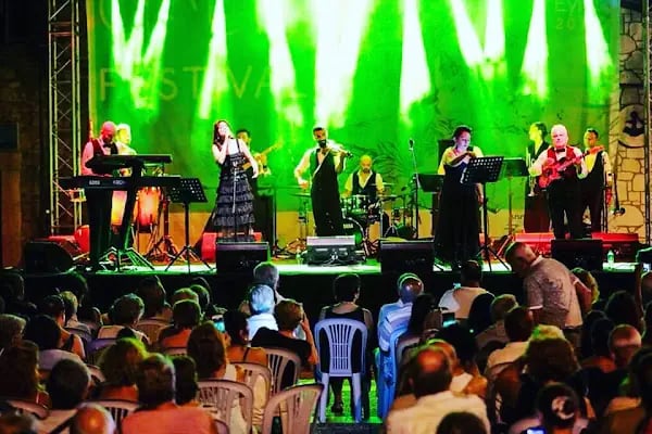 İzmir-Buca Özel Trio Sanat Kursu - Resim 4