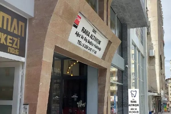 Özel Rana Altınışık Ağız ve Diş Sağlığı Polikliniği - Resim 18