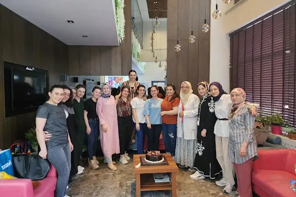Özel Rana Altınışık Ağız ve Diş Sağlığı Polikliniği - Resim 2