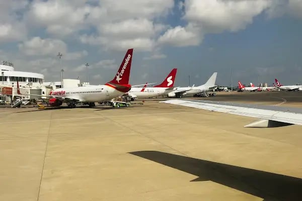 Antalya Havalimanı - Resim 11