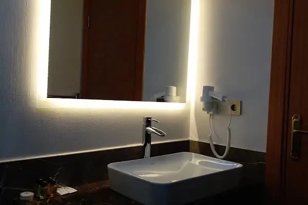 DOUBLE COMFORT HOTEL - Resim 19