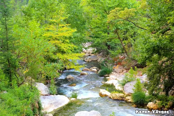 Karamanastır Şelalesi - Resim 4