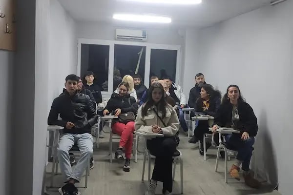 ÖZEL BUCA UĞUR SÜRÜCÜ KURSU - Resim 19