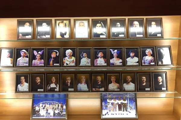 Devlet Tiyatrosu Haluk Ongan Sahnesi - Resim 6