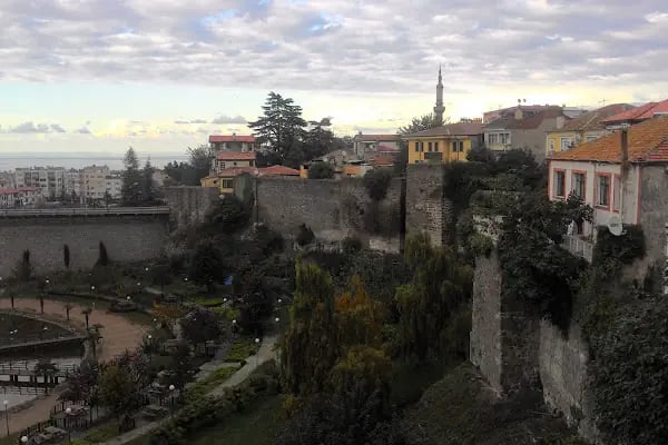 Devlet Tiyatrosu Haluk Ongan Sahnesi - Resim 9