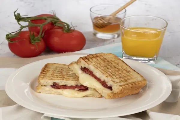 Bir Simit Cafe &amp; Pastahane - Resim 8