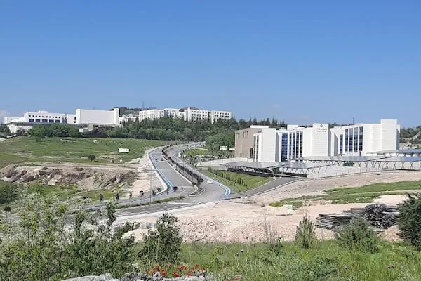 Başkent Üniversitesi - Resim 4