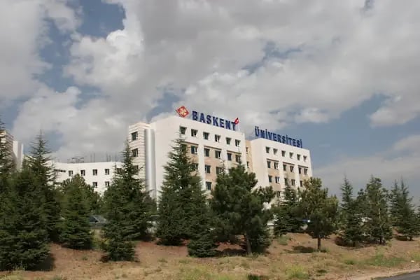 Başkent Üniversitesi - Resim 2