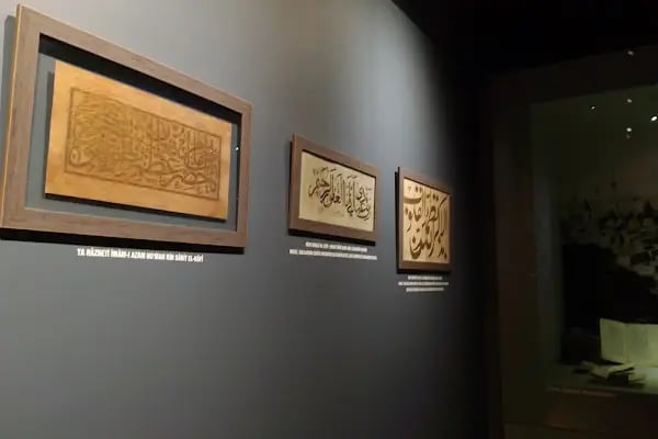 Sille Halk Kütüphanesi - Resim 1