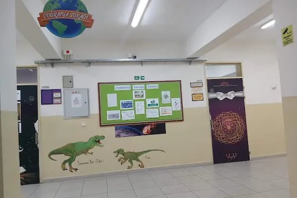 Şule Yüksel Şenler Kız Anadolu İmam Hatip Lisesi - Resim 6