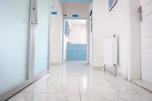 Diş Hekimi Ömer Faruk Çiçek - Resim 3