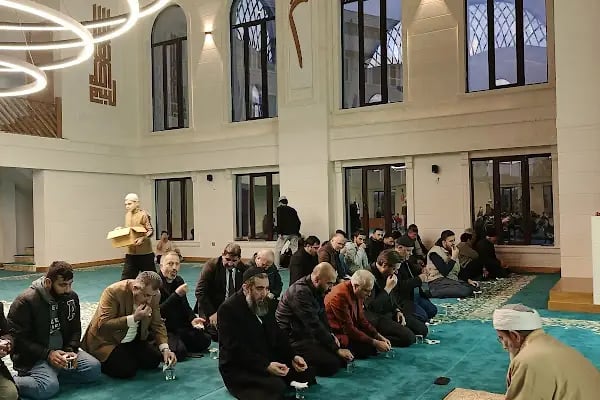 Şeyh Seyyid Hüseyin Camii - Resim 12