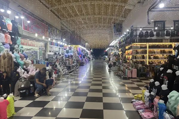 Türkler Bazaar - Resim 3