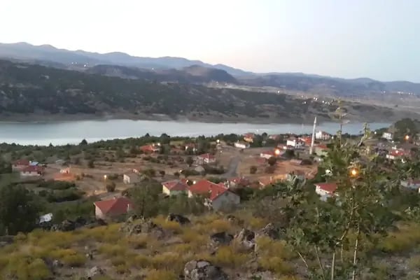 Çamlıdere Gümele Köyü İncik Sultan Hz. Türbesi - Resim 2