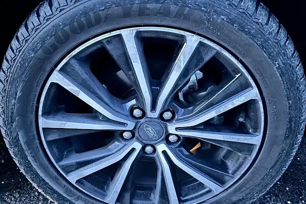 Saflas Lastikçi en yakın lastikçi oto lastik Arnavutköy lastikçi hadimköy lastikçi Çatalca yol yardım SAFFLAS Shynomontazh - Resim 10