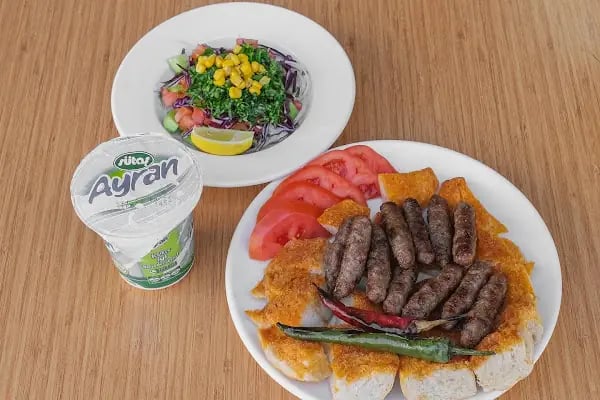 Ödemiş Köftecisi Köfteci Dayı - Resim 2