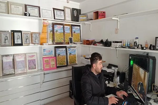 Foto Cihan Fotoğraf Stüdyosu - Resim 4