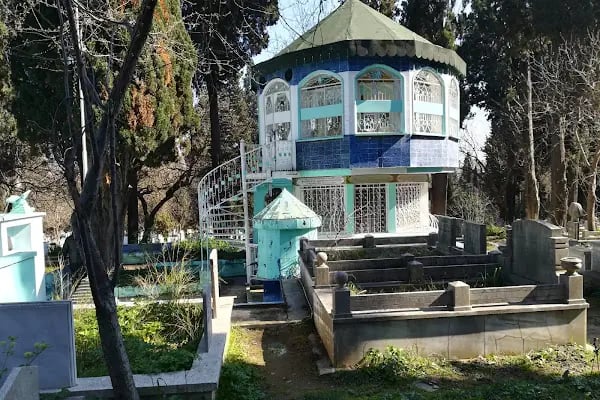 Adile NAŞİT'in Mezarı - Resim 9