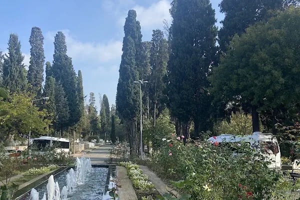 Adile NAŞİT'in Mezarı - Resim 10