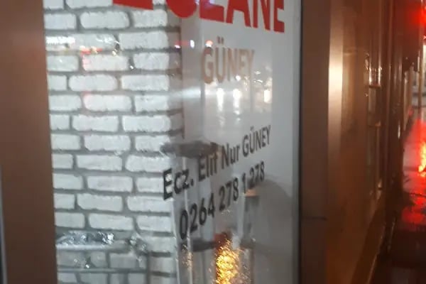 Güney Eczanesi - Resim 6