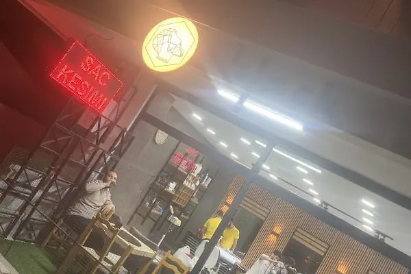 Avcılar Erkek Kuaförü Salon Black - Resim 19
