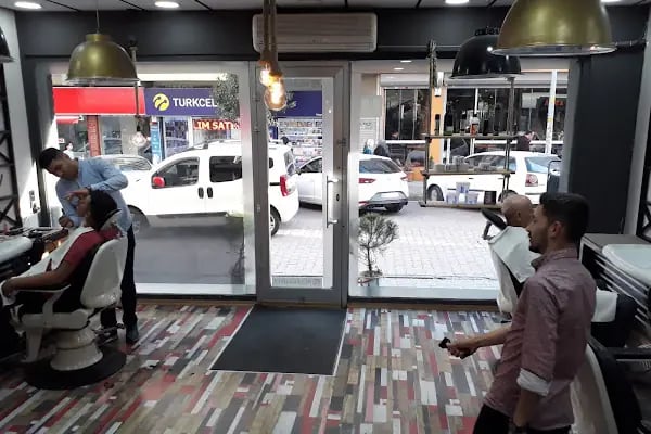 Avcılar Erkek Kuaförü Salon Black - Resim 1