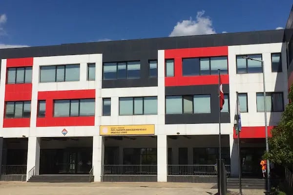 Sakarya Bahçeşehir Koleji - Resim 3
