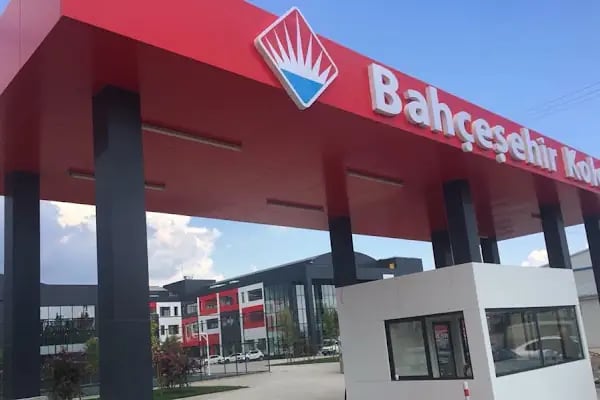Sakarya Bahçeşehir Koleji - Resim 2