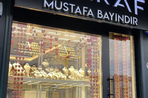 Sarraf Mustafa Bayindir - Resim 1