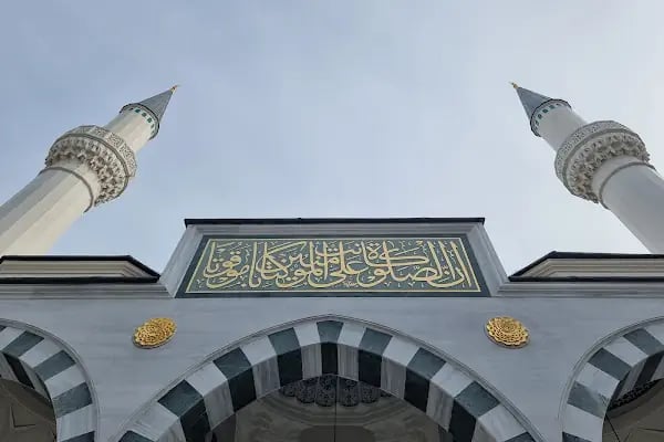 İÇERENKÖY SULTAN ALPARSLAN CAMİİ - Resim 19