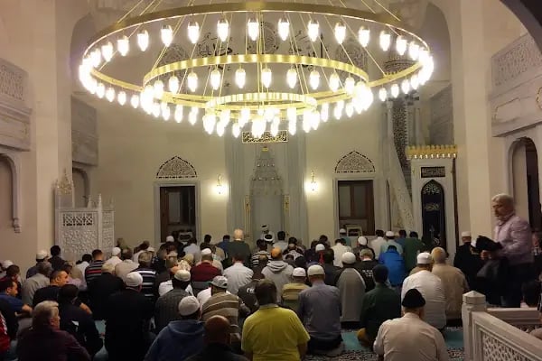İÇERENKÖY SULTAN ALPARSLAN CAMİİ - Resim 7