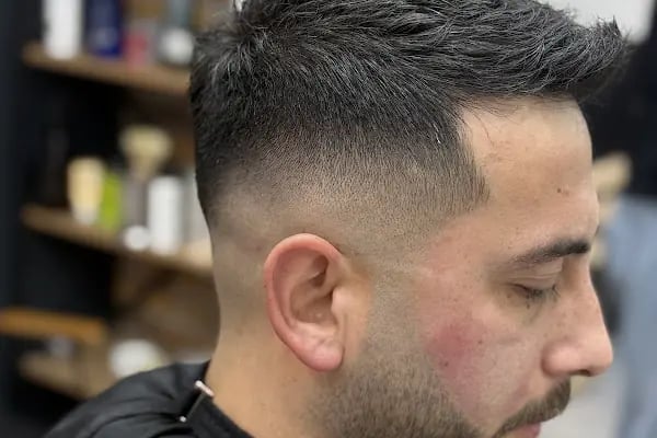 Hair Doctor Onur Topova Berber Güzellik Merkezi - Resim 20
