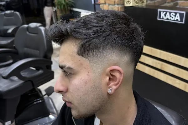 Hair Doctor Onur Topova Berber Güzellik Merkezi - Resim 14
