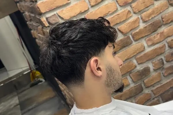 Hair Doctor Onur Topova Berber Güzellik Merkezi - Resim 7