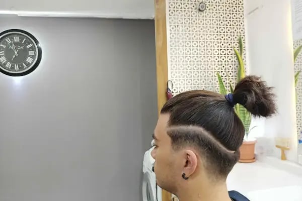 Erdi Serbest kuaför salonu - Resim 18