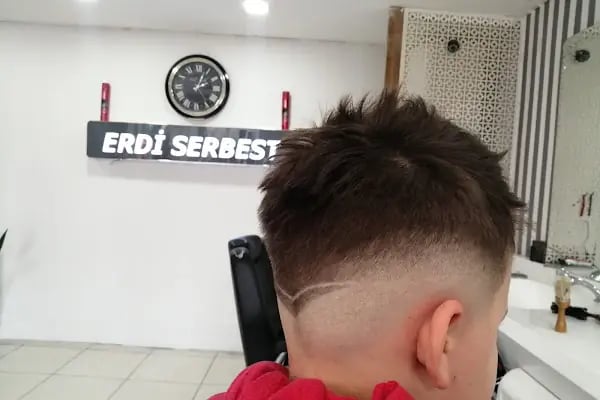 Erdi Serbest kuaför salonu - Resim 17