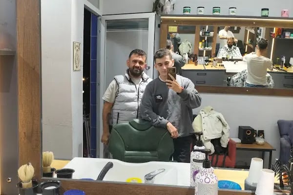Muğla Berber Mobolla Barber Shop - Resim 3