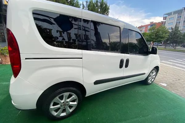 United Rent a Car - Resim 4
