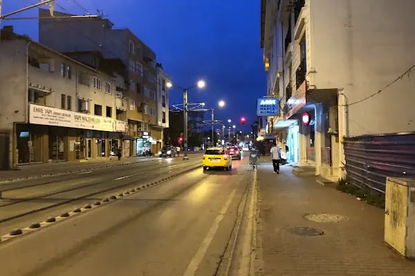 M.Ali Paşa Tramvay Durağı - Resim 2