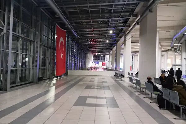 Sakarya Otobüs Terminali - Resim 2