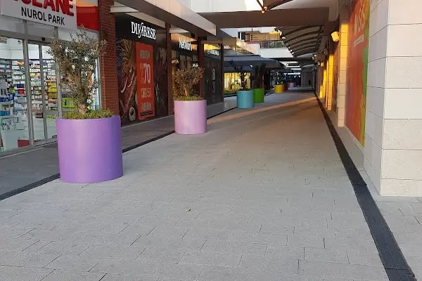 Nurol Park Güneşli - Resim 13