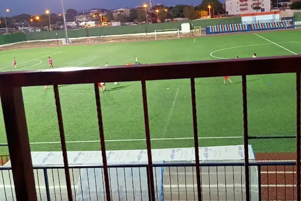 Bergama Futbol Akademi Tesisleri - Resim 16