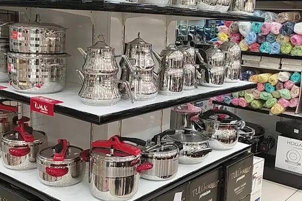 Beyaz Ev Alışveriş Merkezi - Resim 11